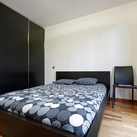 Rooftop Apartment *