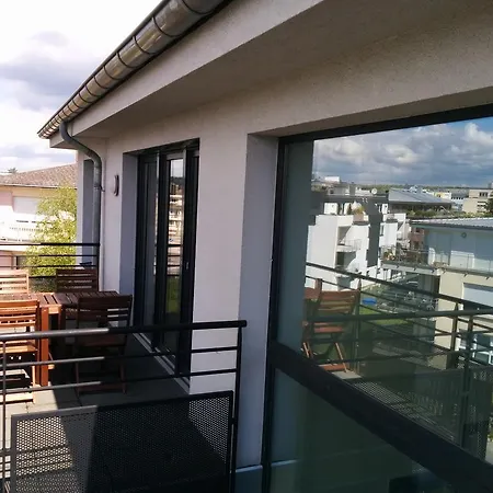 Rooftop Apartment *